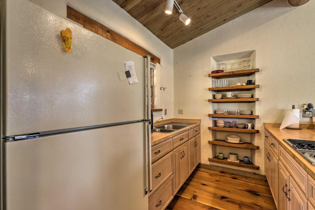 Bright Prescott Studio With Thumb Butte Views! Esterno foto